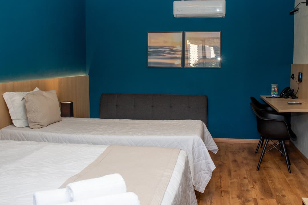 Suite - Photo 7