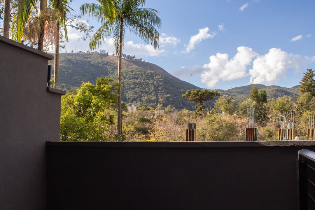 Premium Suite - Photo 8